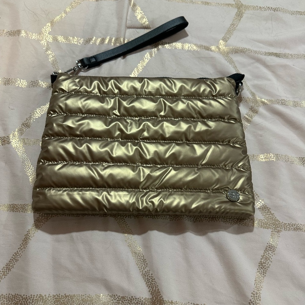 NWOT Samantha Brown - Gold Quilted Cosmetic Bag